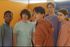 Screenshot-2025-09-08-at-12-12-56-Netflix-Studios-AssetShare-RIV4LI_foto-4.jpg